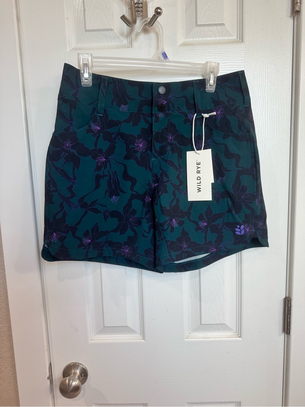 Wild Rye Women's  Rita 6 inch Spruce Aquila Bloom Shorts